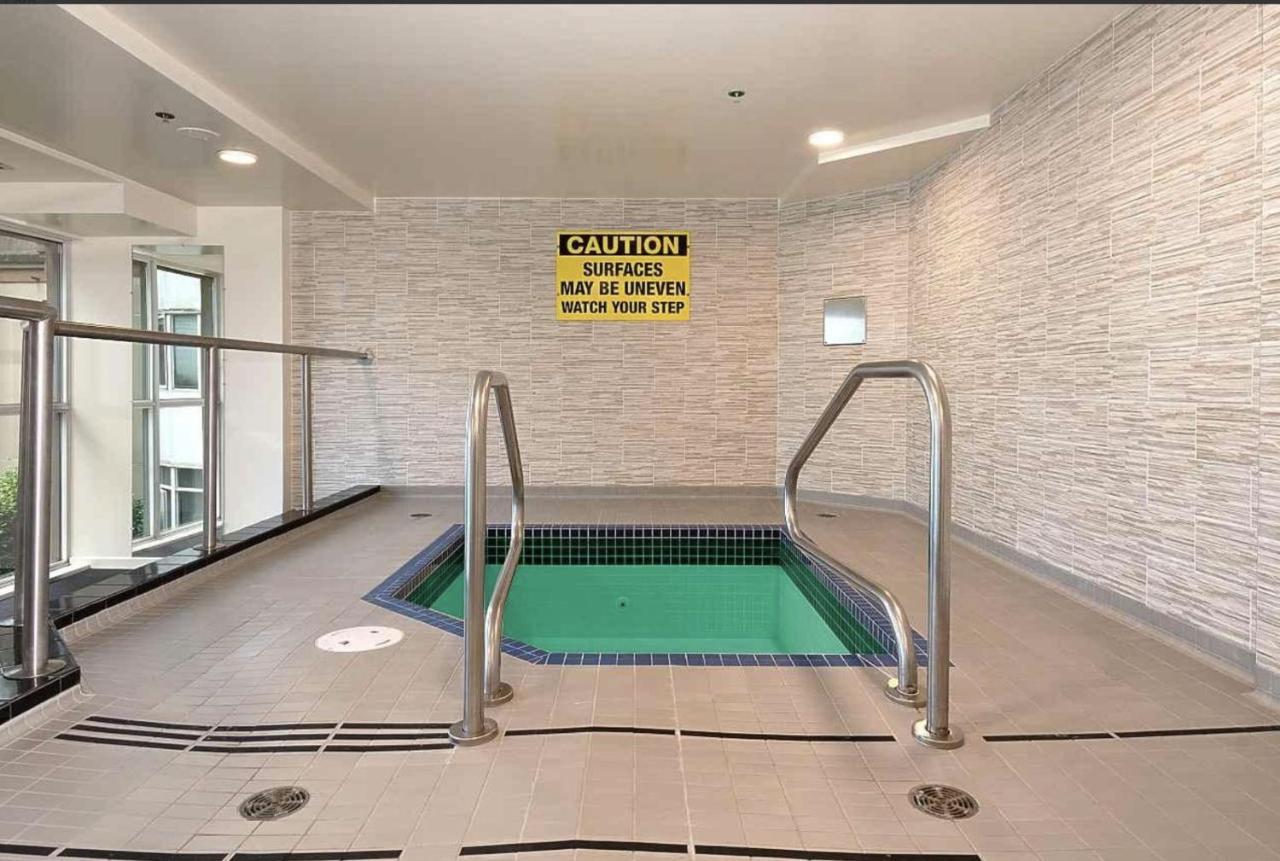 Best Location Downtown Chic Suites Ванкувър Екстериор снимка